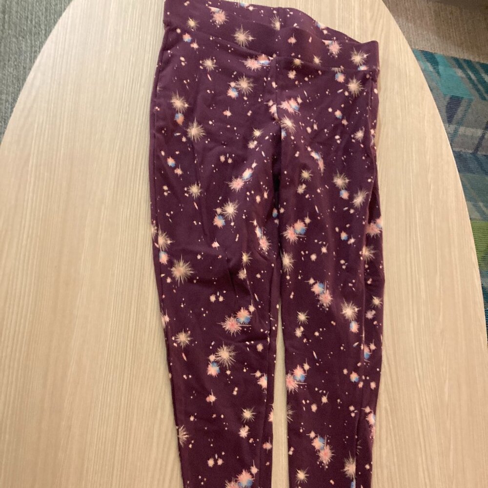 Torrid Maroon Geometric Print Pants Torrid Size 0 US Size 12 Leggings Cotton
